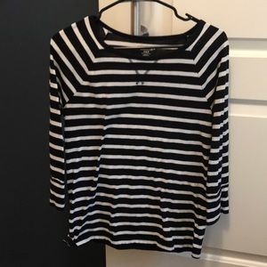 Old navy 3/4 sleeve black and white top